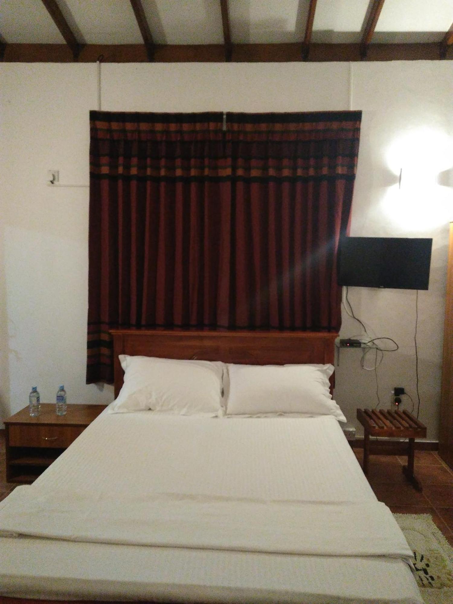 Appartamento The Rock House Katunayaka Esterno foto