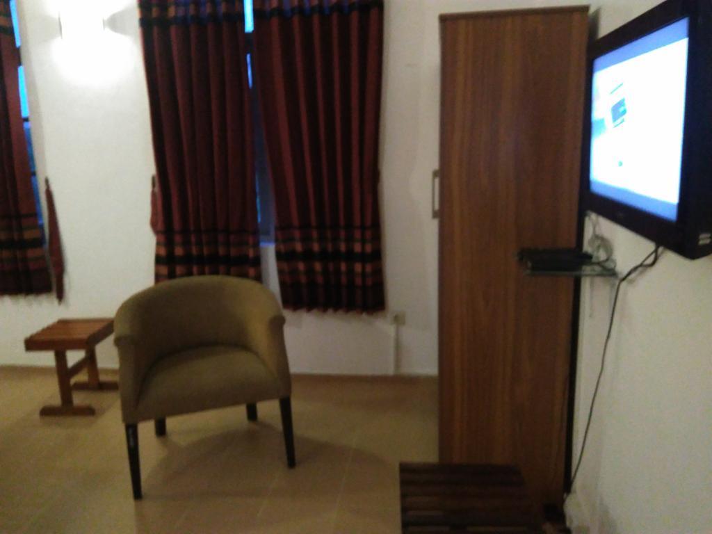 Appartamento The Rock House Katunayaka Esterno foto