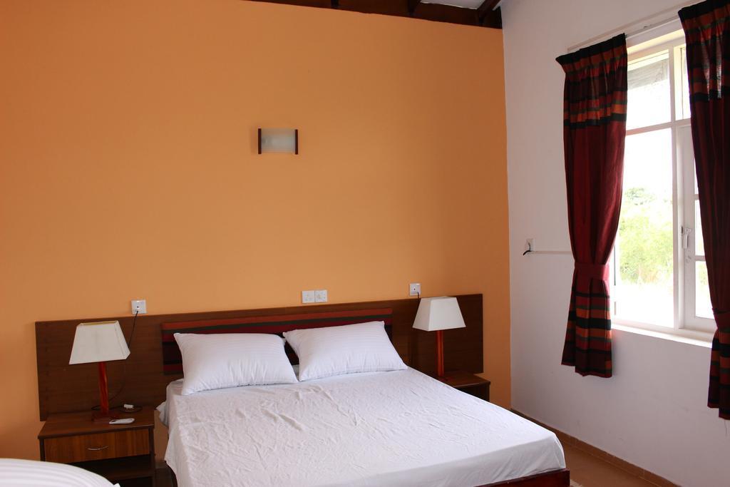 Appartamento The Rock House Katunayaka Esterno foto