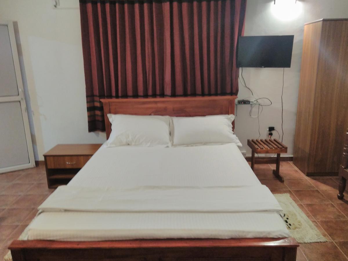 Appartamento The Rock House Katunayaka Esterno foto