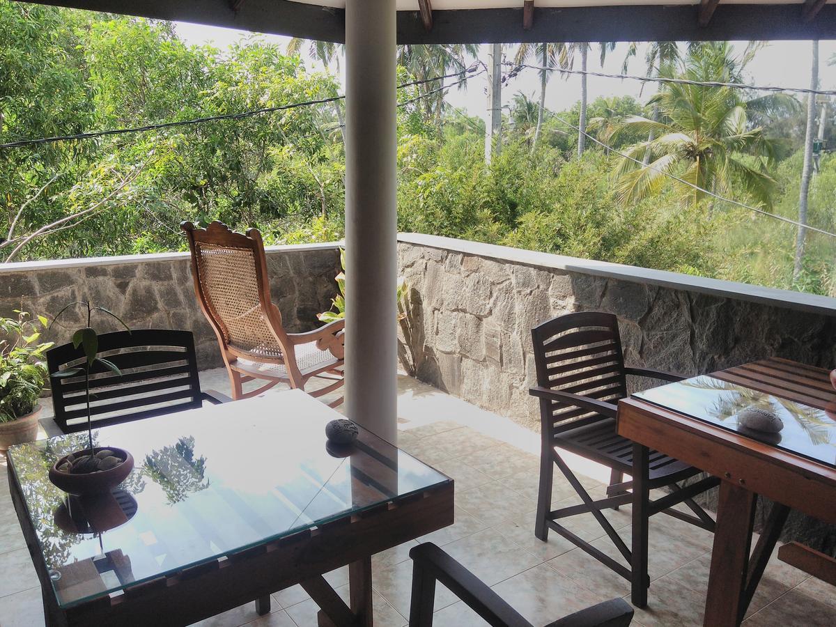 Appartamento The Rock House Katunayaka Esterno foto