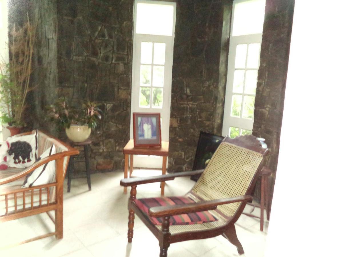 Appartamento The Rock House Katunayaka Esterno foto