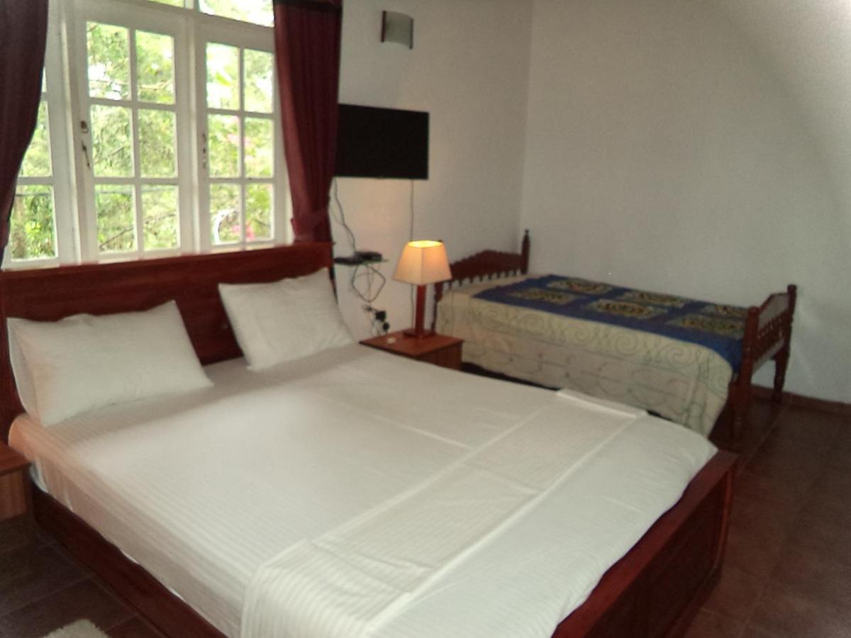 Appartamento The Rock House Katunayaka Esterno foto